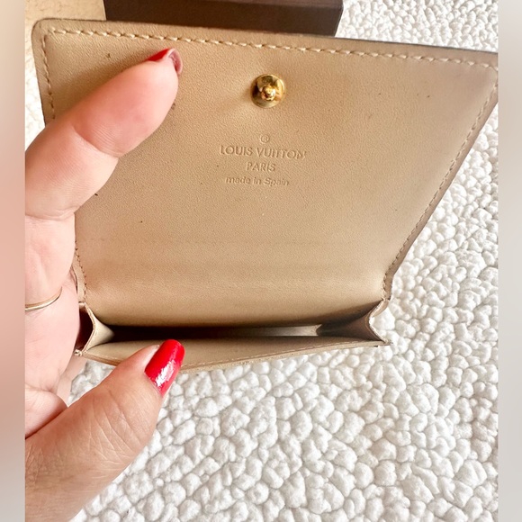Authentic Louis Vuitton vernis card wallet - Picture 7 of 8